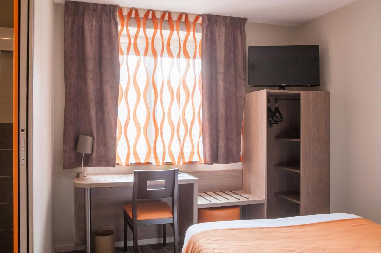 Logis Hotel Les Voyageurs Lezoux Экстерьер фото